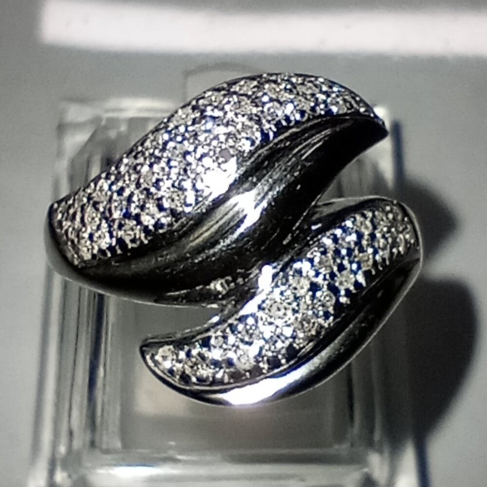 Scratch&Dent -- Great Sterling Silver ¼-Carat Diamond Bypass Ring